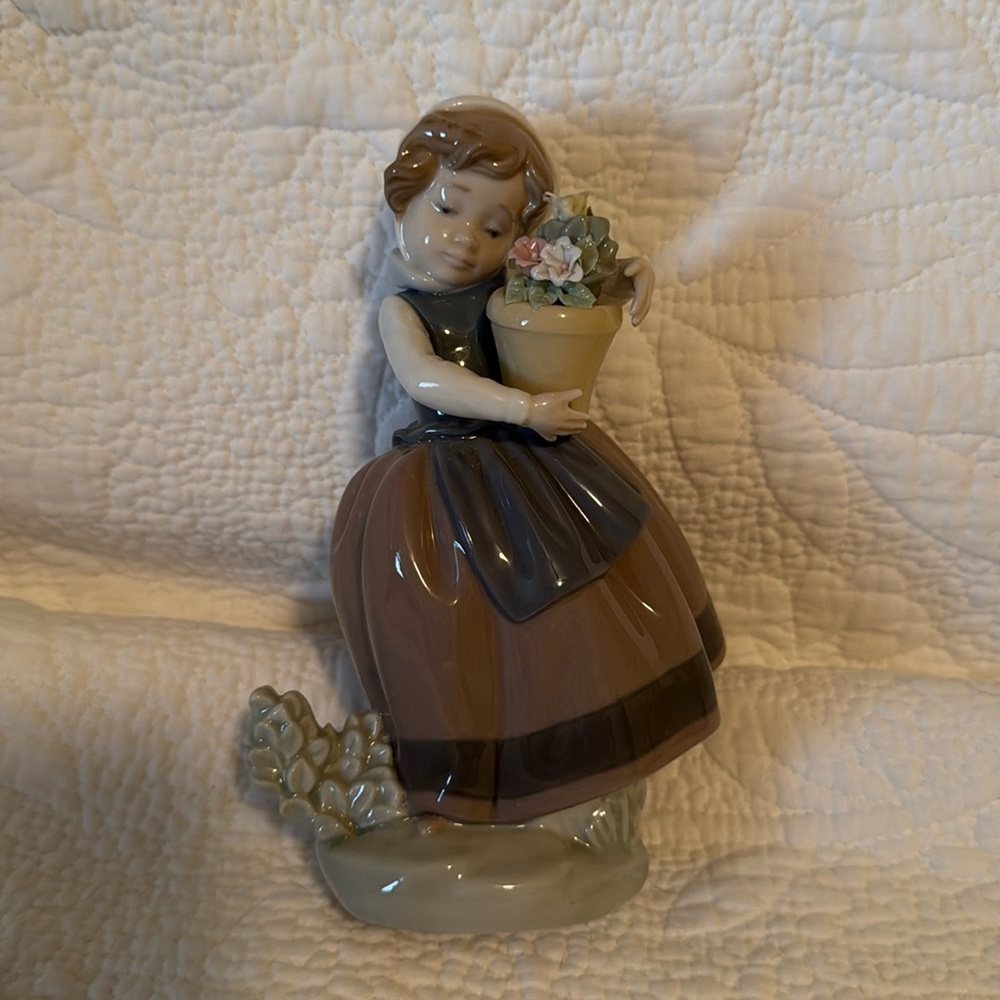 Lladro “Spring is Here” #5223, glossy porcelain; made in Spain
